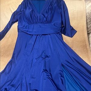 Elegant Blue Long Sleeve Dress